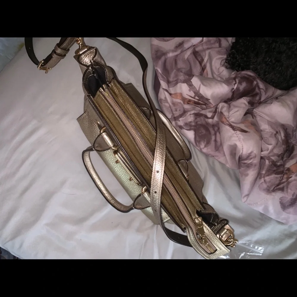 Gold Coach Crossbody Bag - Picture 4 of 6